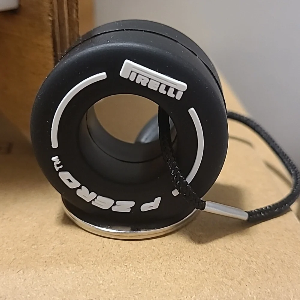 Unbranded Tire Swing Keychain White Trim/Black Tire Unisex NWOT‎ Auto Office Fun